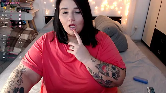 naughtykiss online show from September 11, 2025, 4:01 am