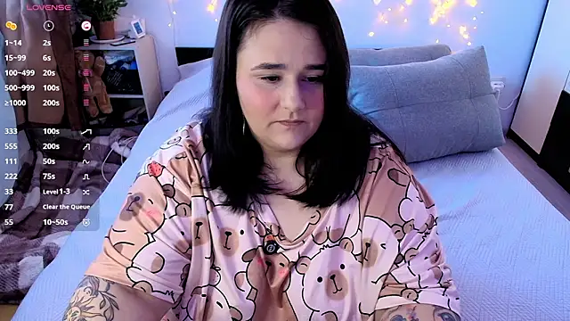 Snapshot of naughtykiss chatting on March 13, 2026, 12:32 pm naughtykiss online show from March 13, 2026, 12:32 pm