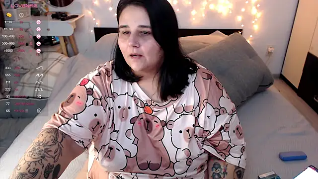 naughtykiss online show from September 19, 2025, 11:03 am