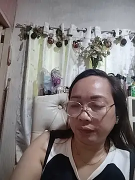 asianwet4u online show from July 12, 2026, 12:11 am