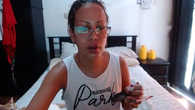 sensual nataliee online show from September 20, 2025, 2:22 pm