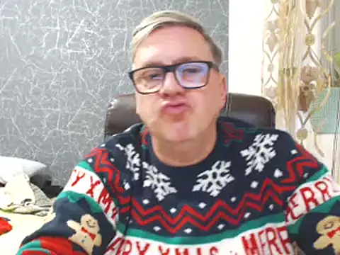 Snapshot of RobertStripX chatting on December 26, 2024, 1:54 pm RobertStripX online show from December 26, 2024, 1:54 pm