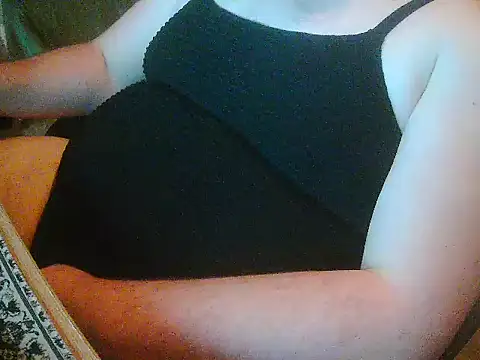 szadamo online show from April 7, 2026, 5:53 am