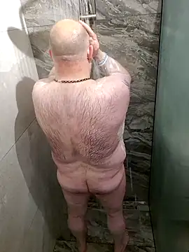 Bibear197511 online show from October 4, 2025, 10:39 am