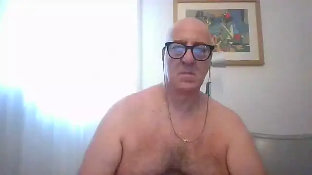 ANONIMO7735 online show from July 28, 2026, 3:21 pm