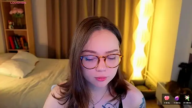 Snapshot of MilenaSaint chatting on March 3, 2026, 3:46 am MilenaSaint online show from March 3, 2026, 3:46 am