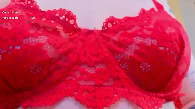 Snapshot of MilenaSaint chatting on March 16, 2026, 3:47 am MilenaSaint online show from March 16, 2026, 3:47 am