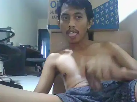 Snapshot of ditiya18 chatting on January 19, 2025, 4:01 am ditiya18 online show from January 19, 2025, 4:01 am