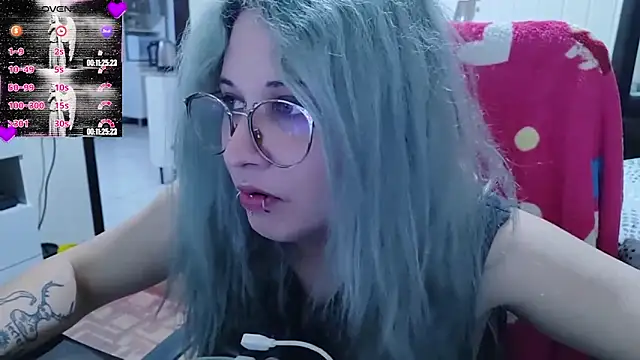 ElfGrey online show from November 7, 2025, 3:55 am