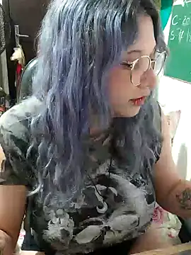 ElfGrey online show from December 21, 2024, 2:30 am