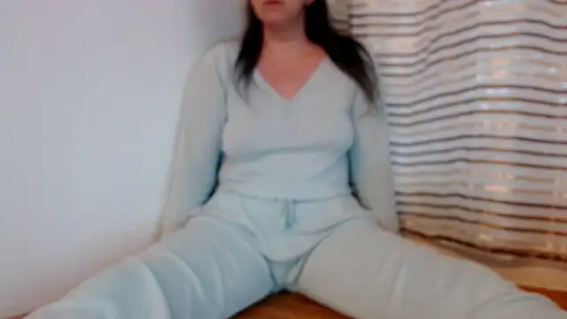 SofiaLenis online show from June 10, 2026, 11:44 am
