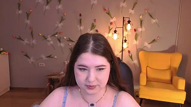 NicoleFoxery online show from June 30, 2026, 6:41 pm