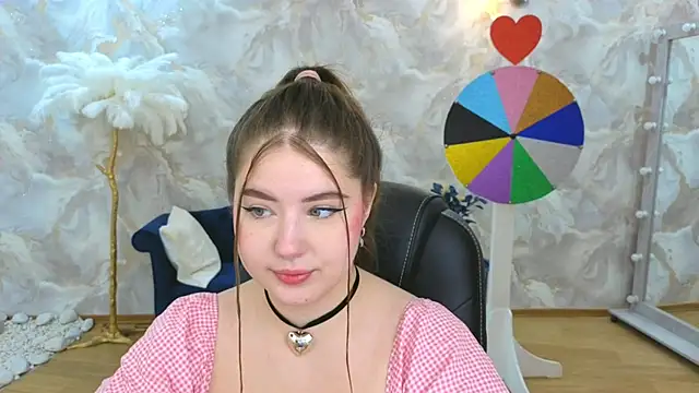 NicoleFoxery online show from October 5, 2025, 3:19 am