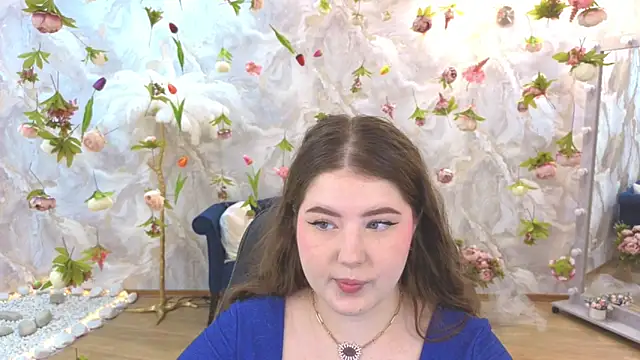 NicoleFoxery online show from July 3, 2026, 3:24 am