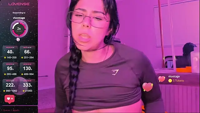 Snapshot of Evie-Luna chatting on February 26, 2025, 4:30 am Evie-Luna online show from February 26, 2025, 4:30 am