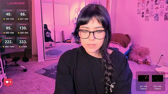 Snapshot of Evie-Luna chatting on January 19, 2026, 2:48 am Evie-Luna online show from January 19, 2026, 2:48 am