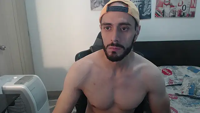 samuelgarcia  online show from March 10, 2025, 7:33 am