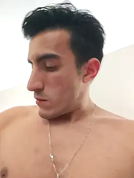 TommyMomentum online show from October 28, 2025, 2:34 am