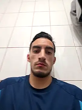 TommyMomentum online show from September 19, 2025, 5:22 am