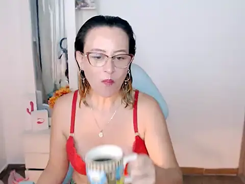 BOREAL MOON online show from March 16, 2026, 6:10 pm