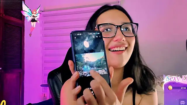 Luniverse online show from January 12, 2025, 1:42 am