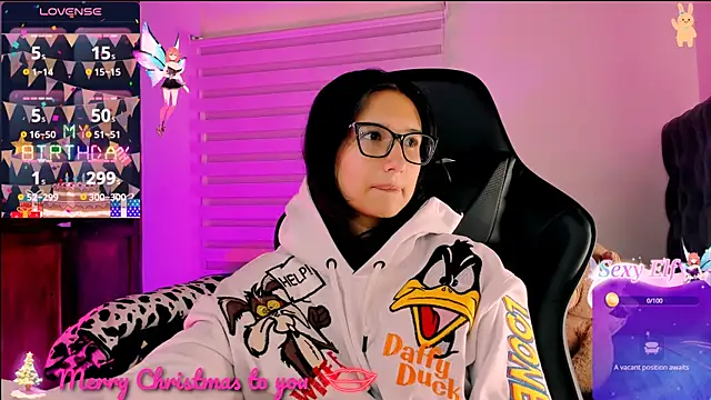 Luniverse online show from December 31, 2024, 7:29 pm