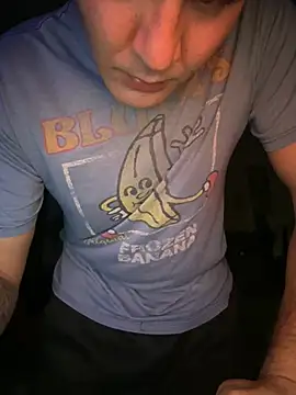 Sexystraightstud online show from August 6, 2026, 8:42 am
