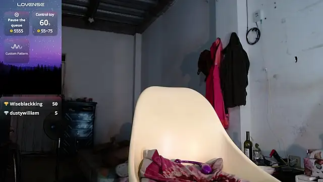 jasminne  online show from January 4, 2025, 7:34 pm