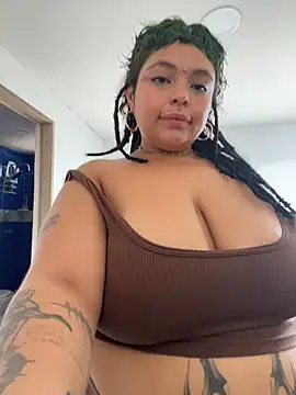 PrincessLauren420 online show from August 1, 2026, 12:25 pm