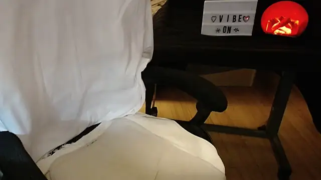 Cocotinexo online show from March 3, 2026, 5:14 am