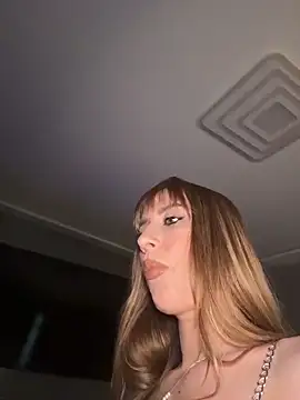 RockQueen A online show from March 23, 2026, 4:56 am