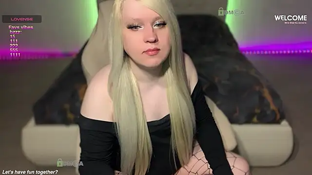 camsmiley online show from June 6, 2026, 1:33 am
