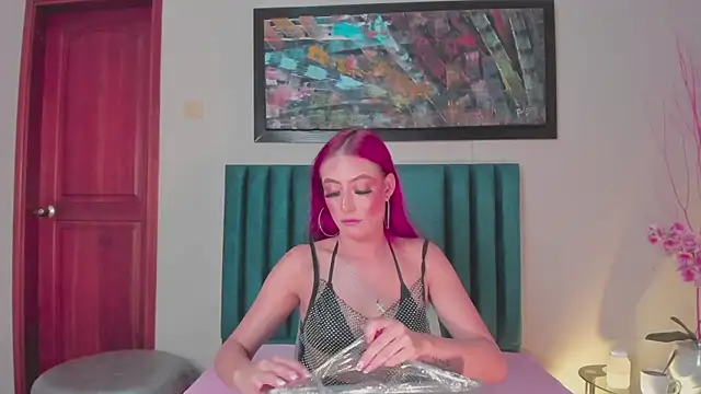 JupiteFox online show from September 14, 2025, 12:00 am