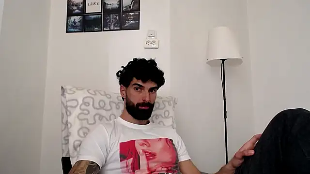 Verycutex online show from March 5, 2026, 7:16 am