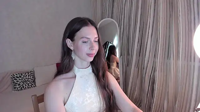 Teresa Hardly online show from July 10, 2026, 6:52 pm