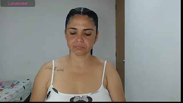 selena ferri online show from September 27, 2025, 1:34 am