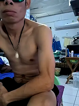 nattsu69 online show from March 28, 2026, 5:41 am