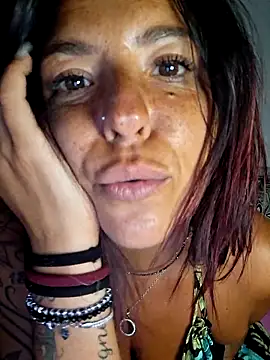 allyson22andy online show from June 9, 2026, 9:05 pm