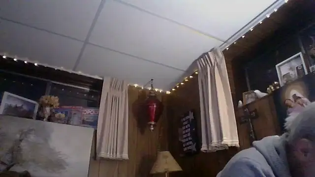 Makowboy online show from February 11, 2025, 6:08 am