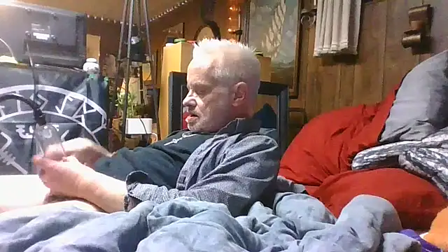 Makowboy online show from November 8, 2025, 11:52 pm