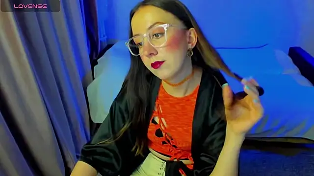 CurlySteph online show from June 21, 2026, 8:47 pm