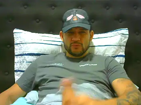 altenori112 online show from October 16, 2025, 11:13 pm