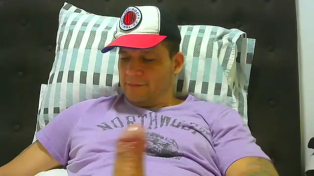 altenori112 online show from September 20, 2025, 1:10 am