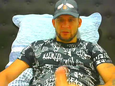 altenori112 online show from June 4, 2026, 8:46 pm