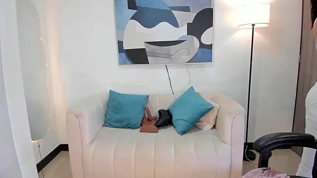 SaraParker  online show from February 16, 2026, 9:13 pm