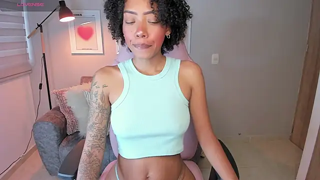 ashley 23  online show from July 14, 2026, 10:16 pm