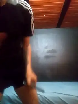 Snapshot of dannnyhot24 chatting on December 25, 2024, 5:15 pm dannnyhot24 online show from December 25, 2024, 5:15 pm