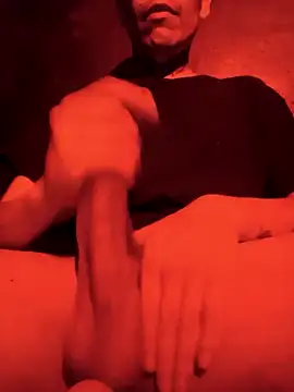 Snapshot of dannnyhot24 chatting on March 6, 2025, 3:02 am dannnyhot24 online show from March 6, 2025, 3:02 am