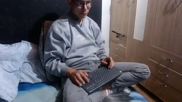 Snapshot of dannnyhot24 chatting on January 11, 2025, 11:35 pm dannnyhot24 online show from January 11, 2025, 11:35 pm