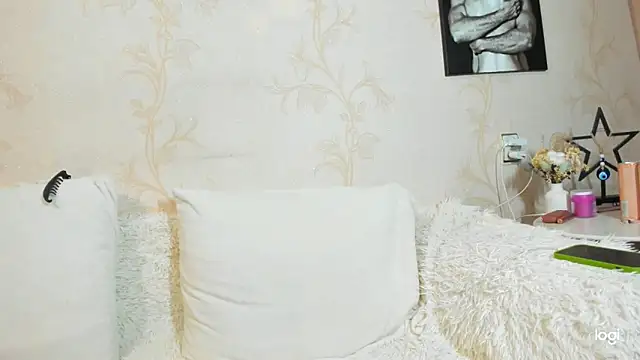 EmmaAmazingEyes online show from May 30, 2026, 9:31 pm